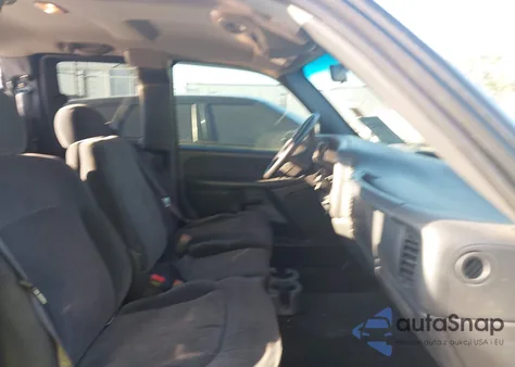 2001 Chevrolet Silverado 1500 Ls из США, поврежденный, VIN 1GCEK19T01Z205897